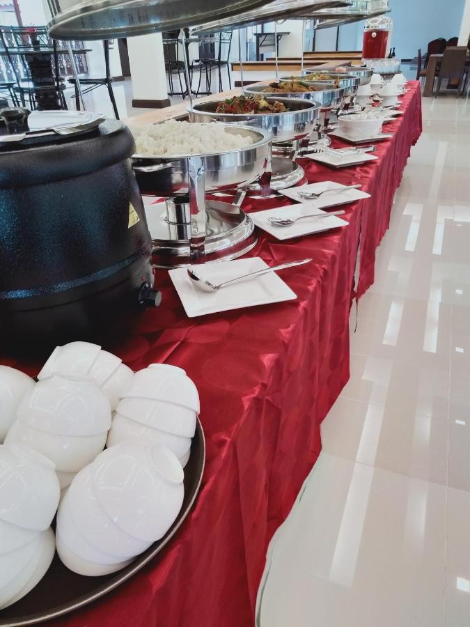 Temu Primula Hotel Kampong Seberang Timor Kültér fotó
