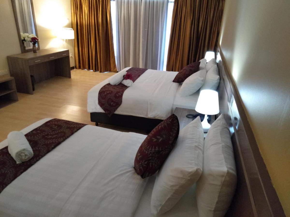 Temu Primula Hotel Kampong Seberang Timor Kültér fotó